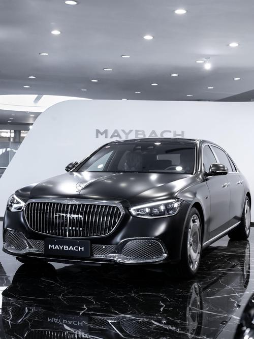 成都201岚图汽车的售后服务让用户无忧出行，迈巴赫未来的豪华车趋势